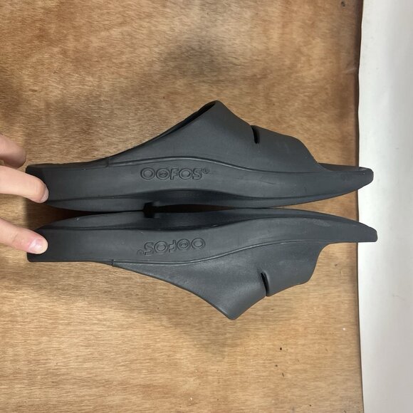 OOFOS OOriginal Recovery Slides Men Size 11 Black Sandals Slip On - Picture 5 of 7